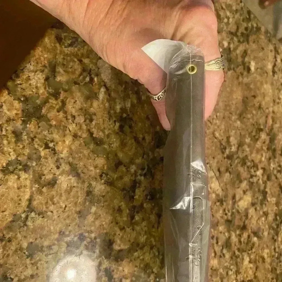 IPhone 15 Pro Max Butterfly Embossed Protective Leather Flip Cover Case. - Picture 4 of 4